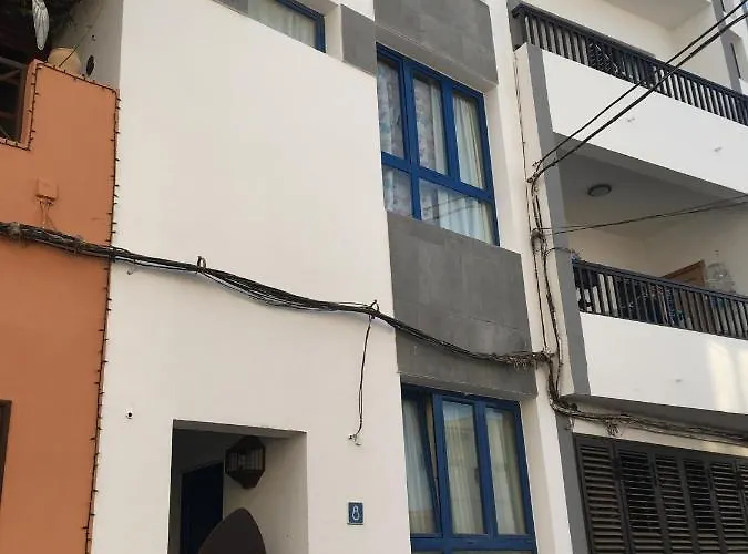 Casa Pescado A La Sombra De Un Drago * Arrecife (Lanzarote)